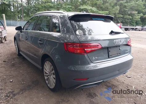 2017 Audi A3 E-Tron 1.4T Premium из США, поврежденный, VIN WAUTPBFF5HA040769